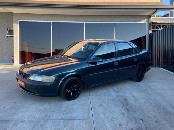 CHEVROLET VECTRA 2.0 MPFI CD 8V GASOLINA 4P MANUAL
